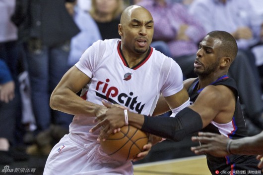 在赛场上交 在赛场上交