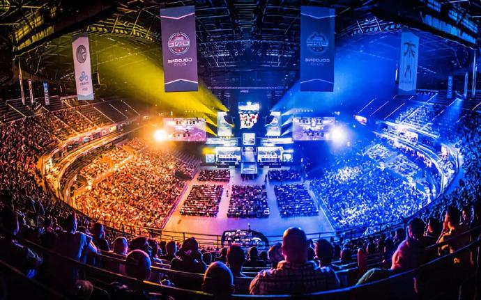 通过边路拉 通过边路拉