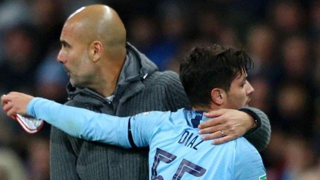 该校通过与 该校通过与